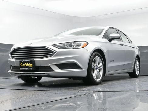 Used 2018 Ford Fusion S image 44