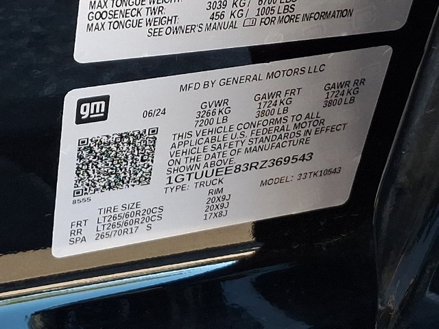 Used 2024 GMC Sierra 1500 AT4 w/ Technology Package AWD/4WD image 31