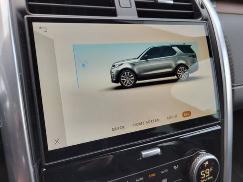 Used 2025 Land Rover Discovery Dynamic SE AWD/4WD image 36