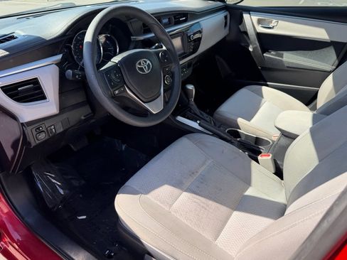 Used 2016 Toyota Corolla LE image 2