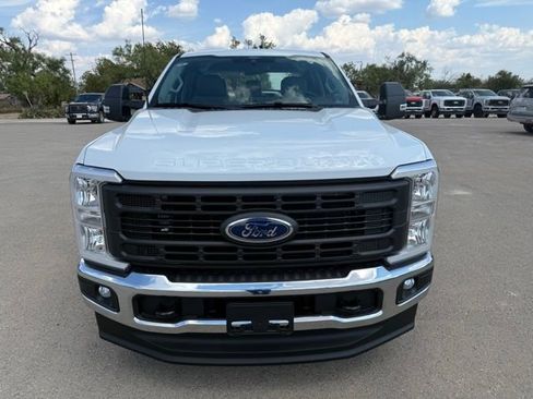 New 2026 Ford F250 XL w/ XL Chrome Package image 2