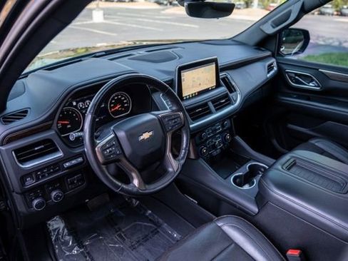 Used 2021 Chevrolet Suburban High Country w/ Premium Package image 23