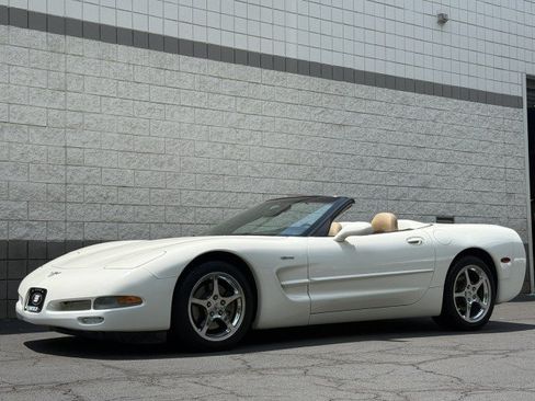 Used 2003 Chevrolet Corvette Convertible w/ Preferred Equipment Group1 RWD image 14