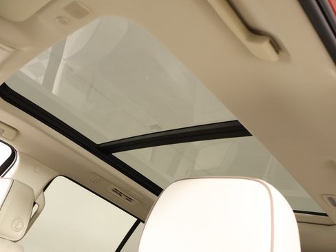 Used 2024 GMC Yukon Denali w/ Max Trailering Package image 15