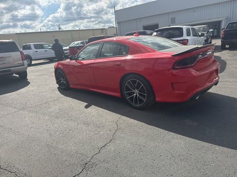 Used 2018 Dodge Charger R/T Scat Pack image 9