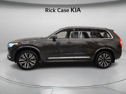Used 2023 Volvo XC90 T8 Plus w/ Protection Package Premier image 3