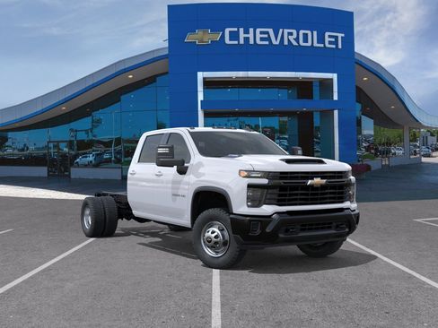 New 2026 Chevrolet Silverado 3500 W/T AWD/4WD image 25