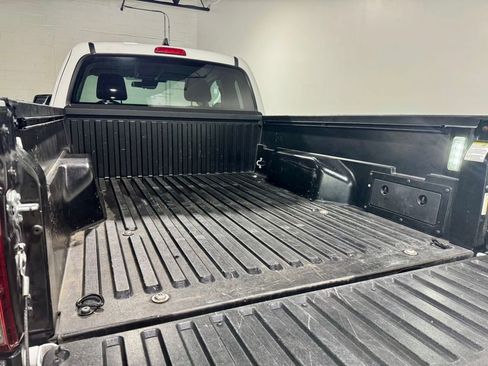 Used 2023 Toyota Tacoma SR image 9