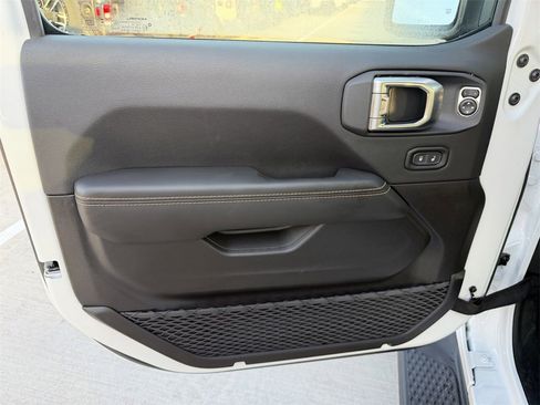 New 2026 Jeep Gladiator Sport image 14