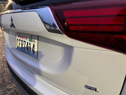Used 2020 Mitsubishi Outlander SEL image 25