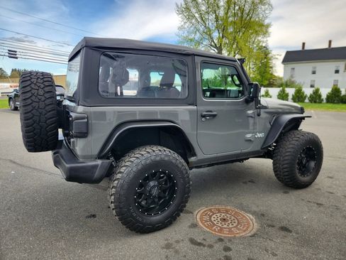 Used 2020 Jeep Wrangler Sport AWD/4WD image 16