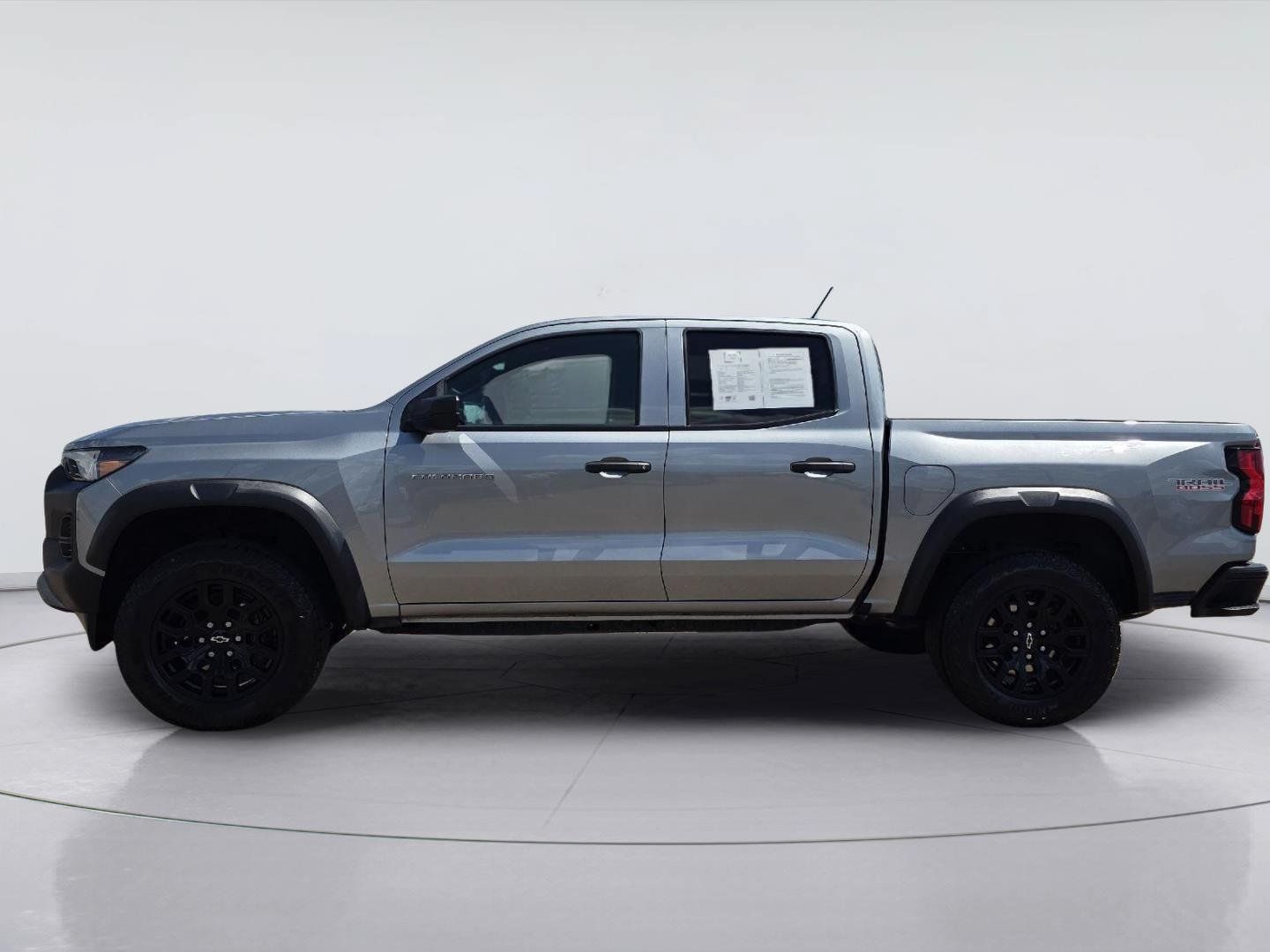 Used 2026 Chevrolet Colorado Trail Boss AWD/4WD image 8