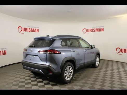 Used 2026 Toyota Corolla Cross LE w/ Moonroof Package AWD/4WD image 7