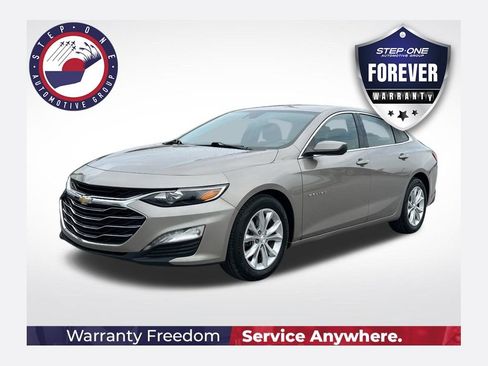 Used 2025 Chevrolet Malibu LT FWD image 1