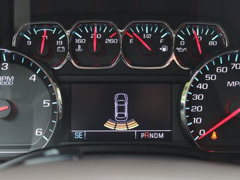 Used 2015 Chevrolet Suburban LT image 42