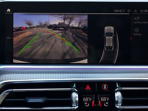 Used 2022 BMW X6 M50i w/ Executive Package image 13