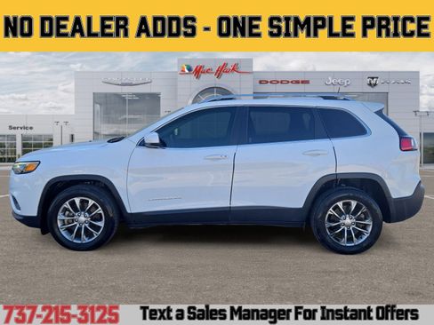 Used 2019 Jeep Cherokee Latitude Plus image 2