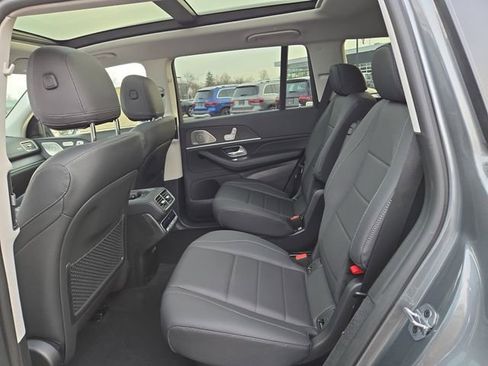 New 2026 Mercedes-Benz GLS 450 4MATIC image 30