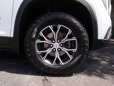 Used 2024 GMC Acadia AT4 w/ Luxury Package AWD/4WD image 36