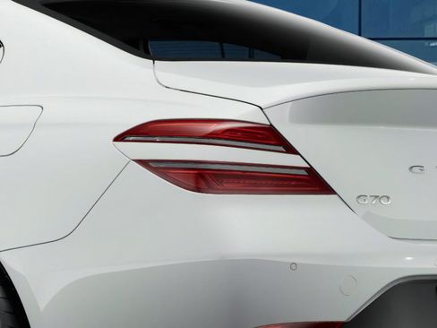 New 2025 Genesis G70 3.3T Advanced w/ Sport Prestige Package image 10