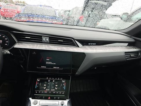 Used 2023 Audi e-tron Chronos w/ Chronos Package image 14