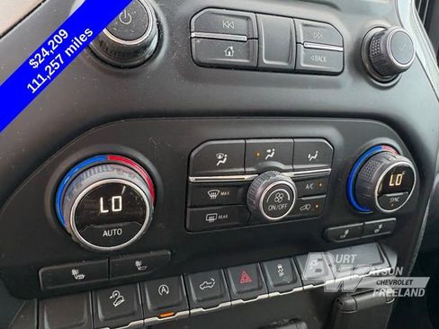 Used 2019 Chevrolet Silverado 1500 LT w/ All-Star Edition AWD/4WD image 21