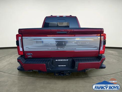 Used 2024 Ford F250 Platinum image 3