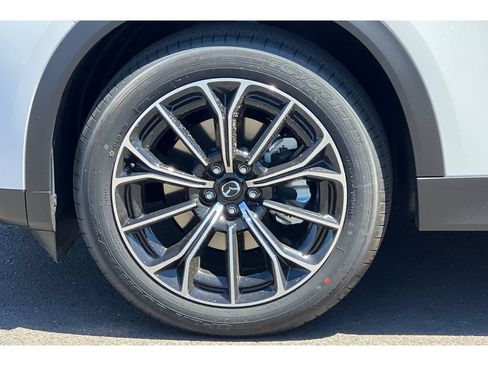 New 2025 MAZDA CX-70 Plug-In Hybrid w/ Premium Plus image 11