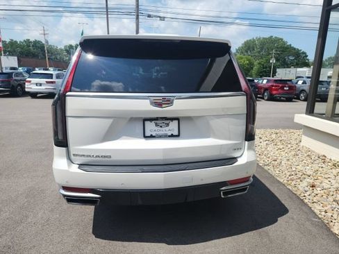 Used 2021 Cadillac Escalade Premium Luxury Platinum AWD/4WD image 5
