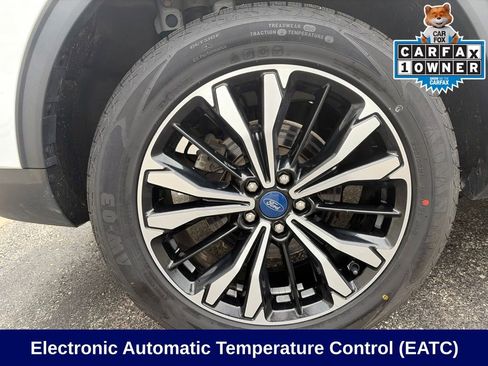Used 2022 Ford Escape SE w/ SE Sport Appearance Package AWD/4WD image 11