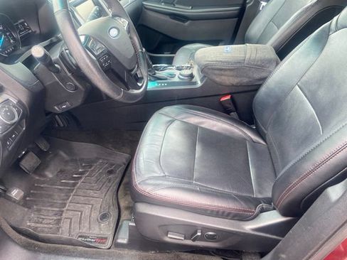 Used 2016 Ford Explorer Sport w/ Equipment Group 401A AWD/4WD image 11