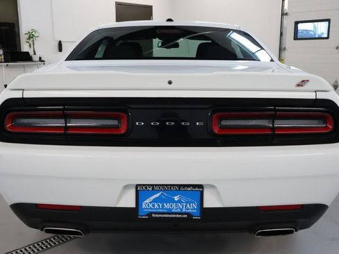 Used 2022 Dodge Challenger GT AWD/4WD image 6