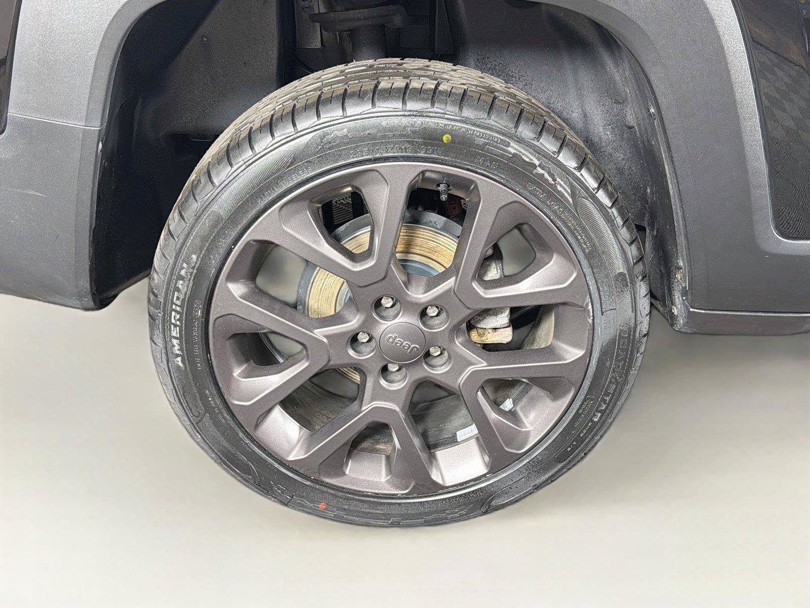 Used 2023 Jeep Renegade Latitude w/ Sun/Sound Group AWD/4WD image 33