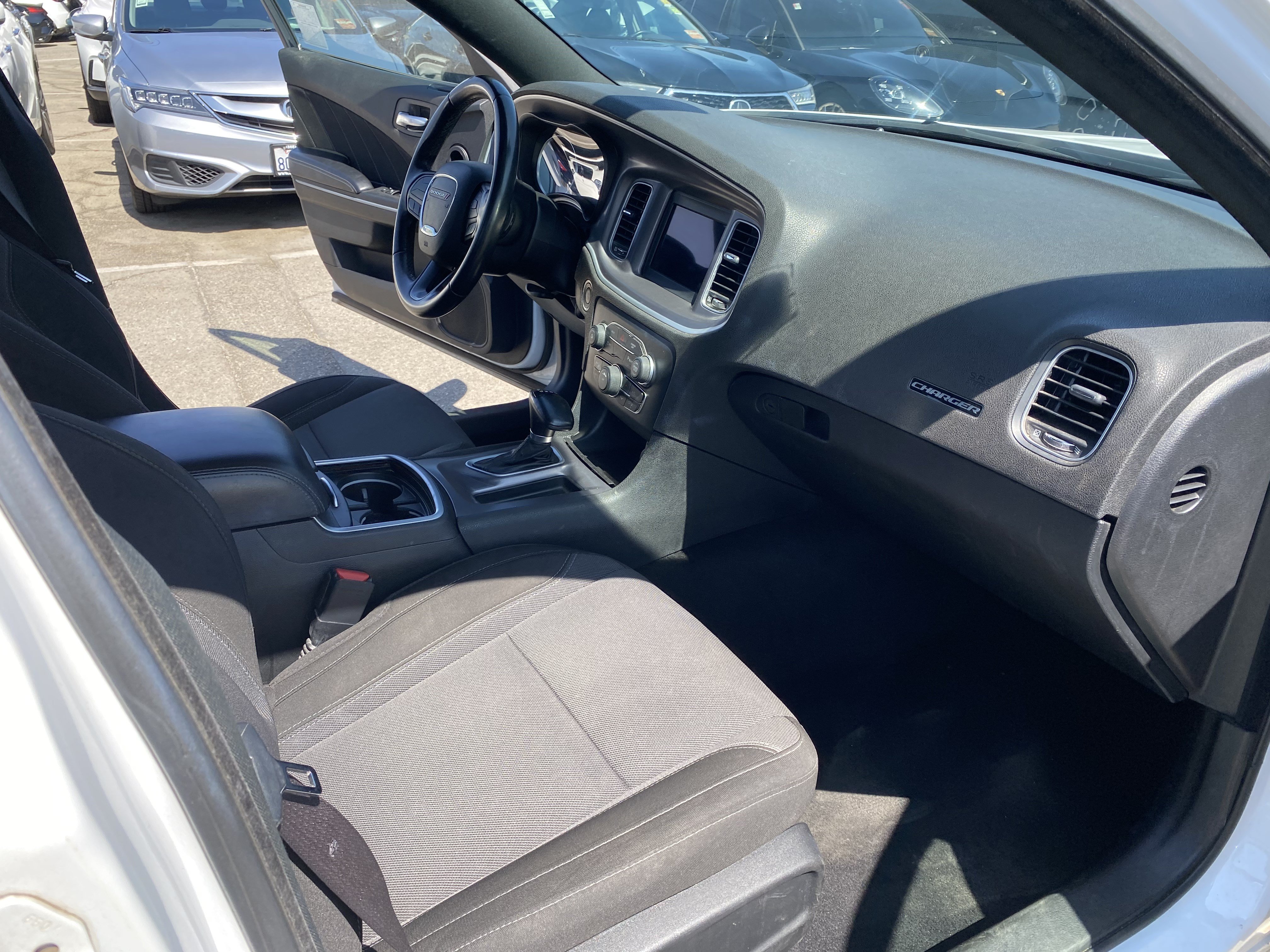 Used 2022 Dodge Charger SXT RWD image 15