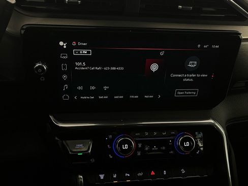 Used 2025 GMC Sierra 3500 Denali w/ Denali Reserve Package image 22