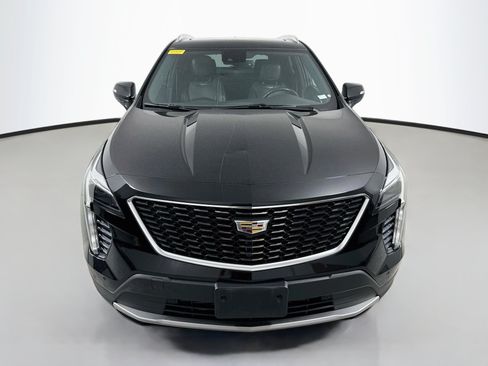 Used 2021 Cadillac XT4 Premium Luxury w/ Cold Weather Package FWD image 2