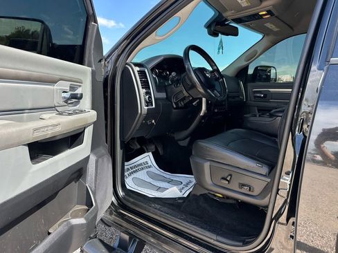 Used 2017 RAM 2500 Big Horn w/ Sport Appearance Group AWD/4WD image 34