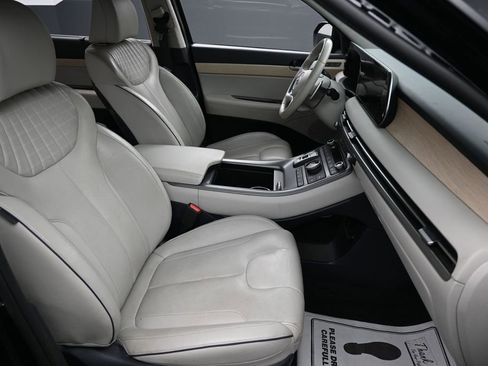 Used 2023 Hyundai Palisade Limited w/ Cargo Package FWD image 36