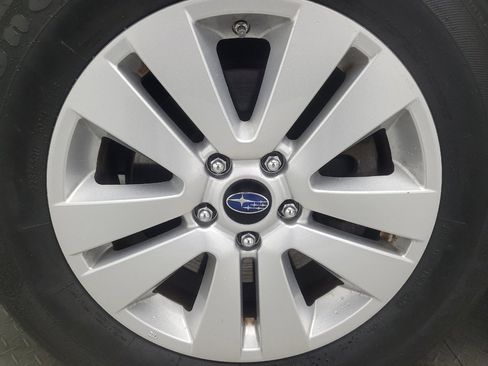 Used 2018 Subaru Outback 2.5i Premium w/ Popular Package #1 AWD/4WD image 31