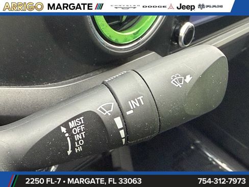 Used 2022 Toyota Tacoma TRD Off-Road w/ Technology Package RWD image 31