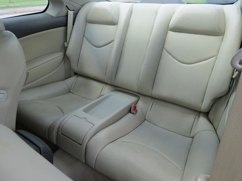 Used 2010 INFINITI G37 x w/ Premium Pkg image 32