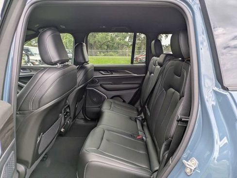 New 2026 Jeep Grand Cherokee Limited AWD/4WD image 14
