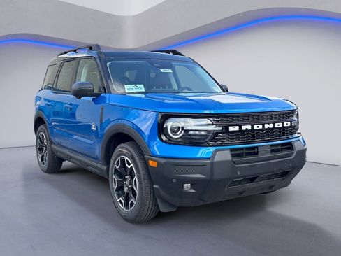 New 2025 Ford Bronco Sport Outer Banks w/ Outer Banks Tech Package+ AWD/4WD image 8