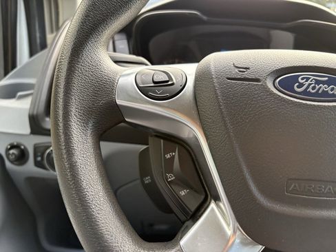 Used 2015 Ford Transit 150 XLT image 19