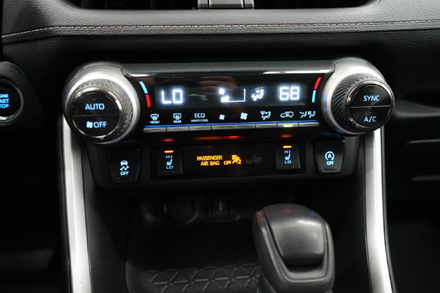 Used 2022 Toyota RAV4 XLE w/ Convenience Package AWD/4WD image 27