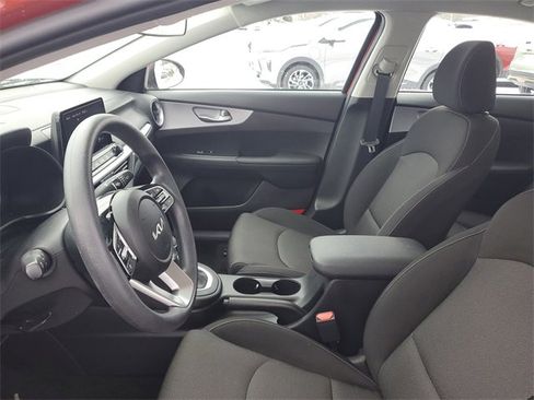 Certified 2024 Kia Forte LXS w/ LXS Technology Package image 15