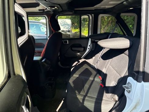 Used 2020 Jeep Wrangler Unlimited Sport AWD/4WD image 12