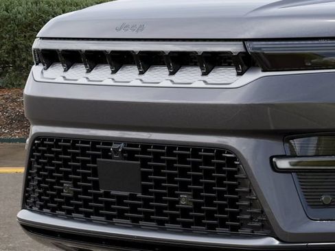 New 2026 Jeep Grand Wagoneer 4WD w/ Premium Group I image 11