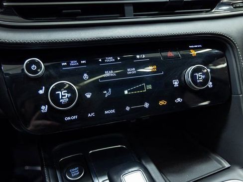 Used 2023 INFINITI QX60 Luxe w/ Cargo Package image 19