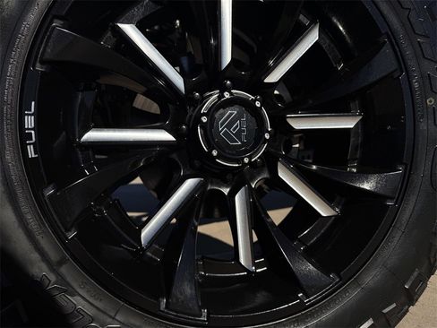 Used 2023 RAM 2500 Limited image 9